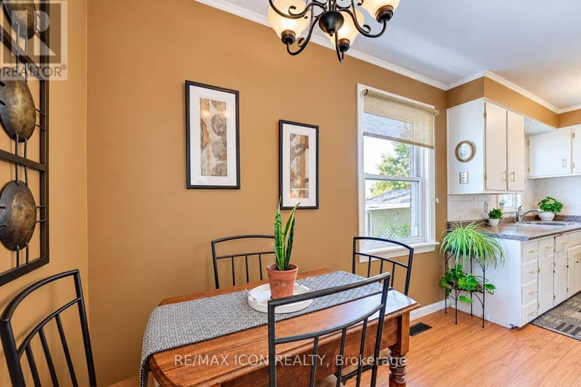 35 Pleasant Avenue — photo 7 of 40