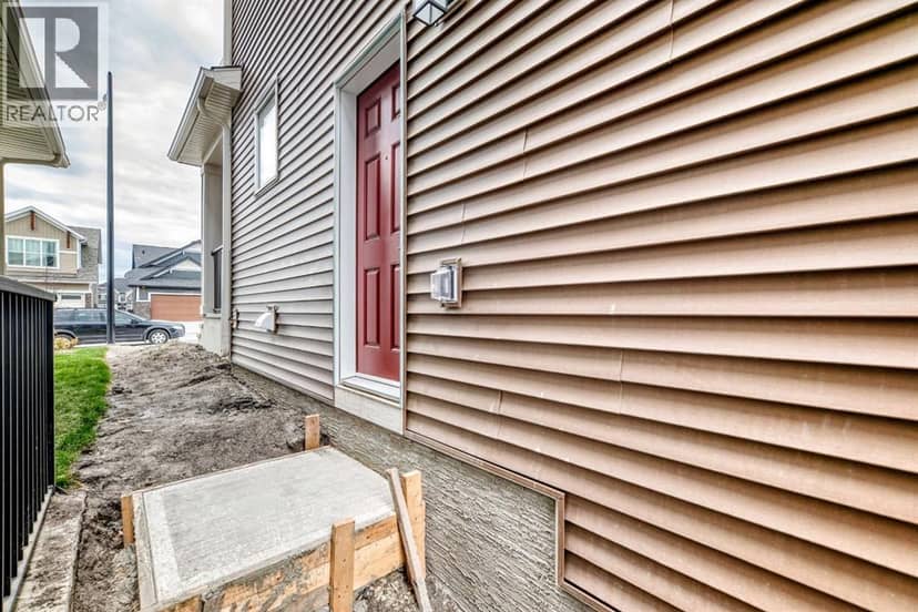 1359 Bayview Crescent SW — photo 27 of 28