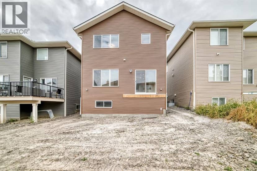 1359 Bayview Crescent SW — photo 26 of 28
