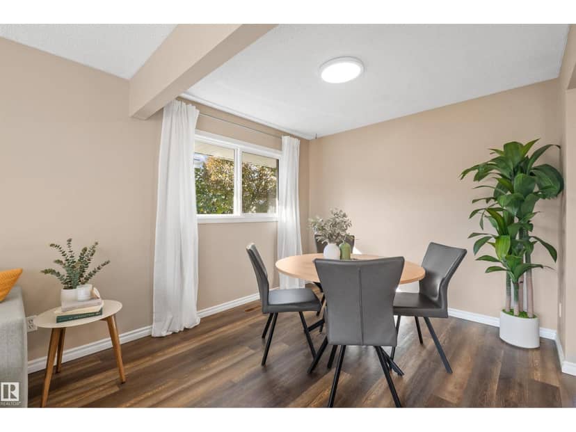 10420 36A AV NW — photo 10 of 40