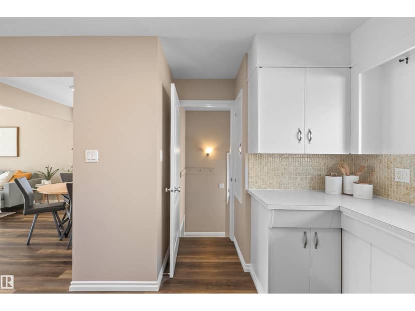 10420 36A AV NW — photo 19 of 40