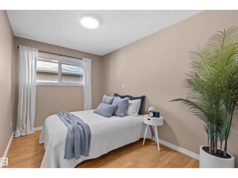 10420 36A AV NW — photo 30 of 40