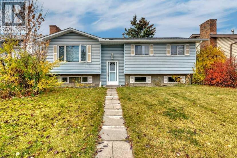 3427 56 Street NE, Calgary, photo 2