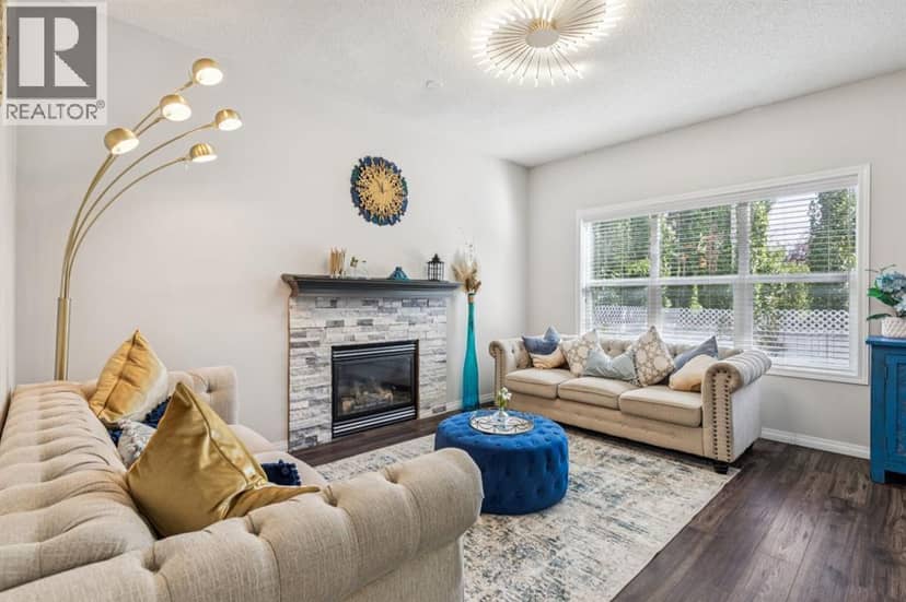 62 Cougar Plateau Way SW, Calgary, photo 2