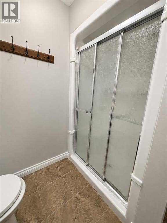 94 Redwood Meadows Drive — photo 31 of 40