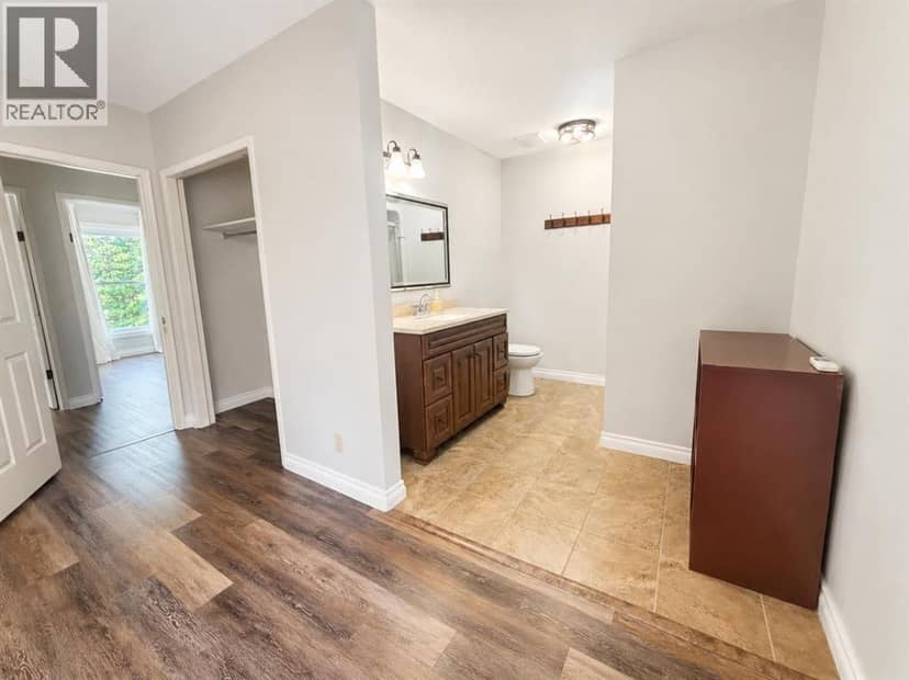 94 Redwood Meadows Drive — photo 30 of 40