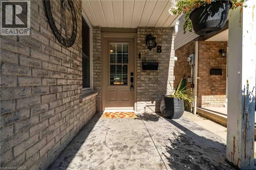 98 MEMORIAL Avenue — photo 2 of 40