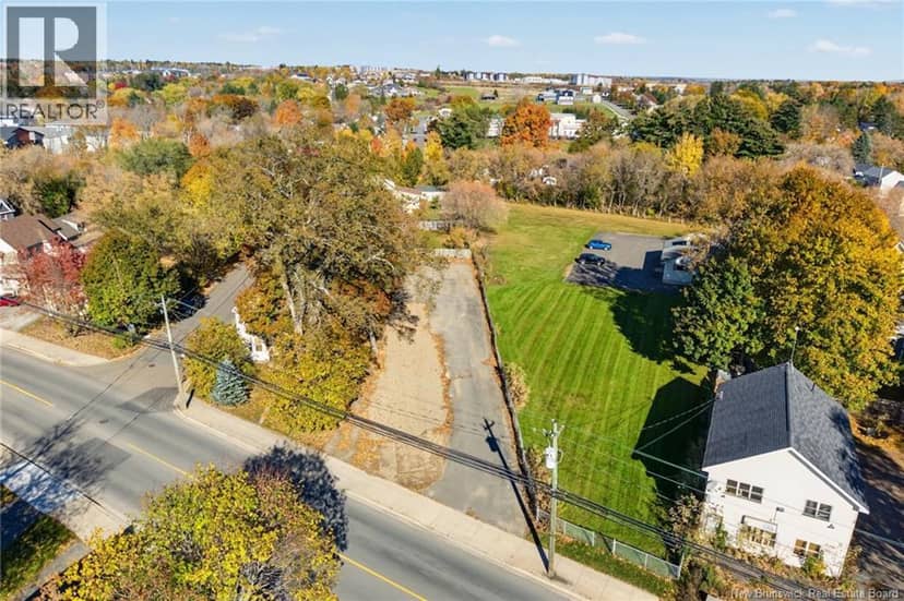 677 Union Street, Fredericton