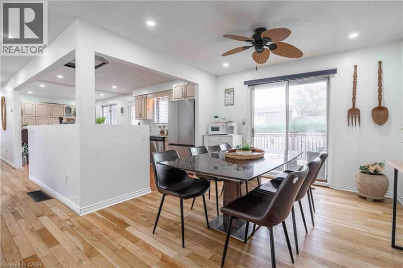 68 ABERDEEN Street — photo 12 of 40