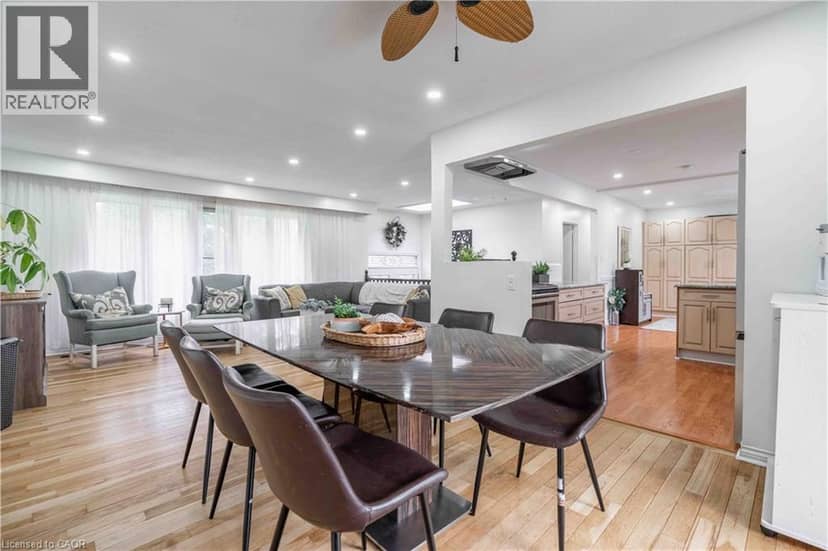 68 ABERDEEN Street — photo 14 of 40