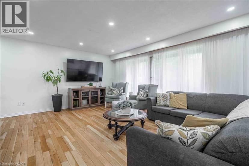 68 ABERDEEN Street — photo 9 of 40