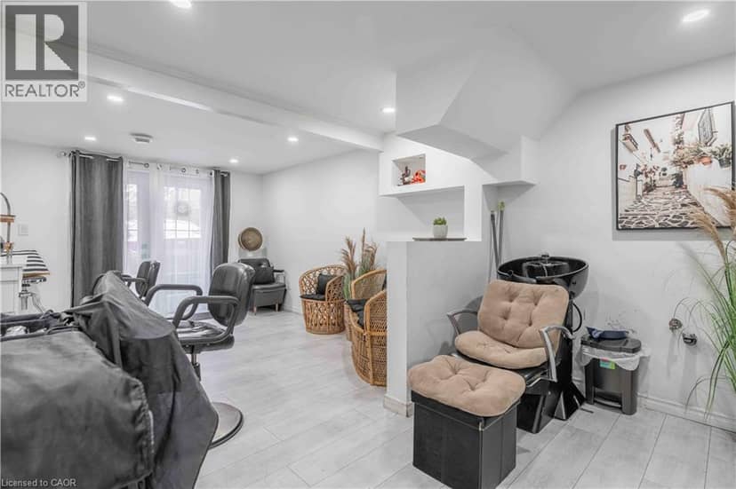 68 ABERDEEN Street — photo 39 of 40