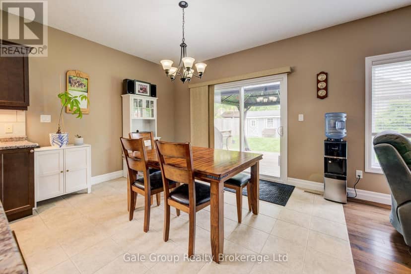 47 Graydon Drive — photo 12 of 38