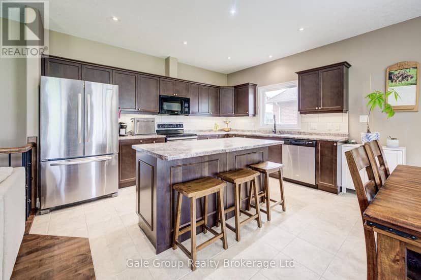 47 Graydon Drive — photo 17 of 38