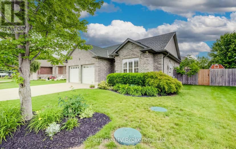 47 Graydon Drive — photo 2 of 38