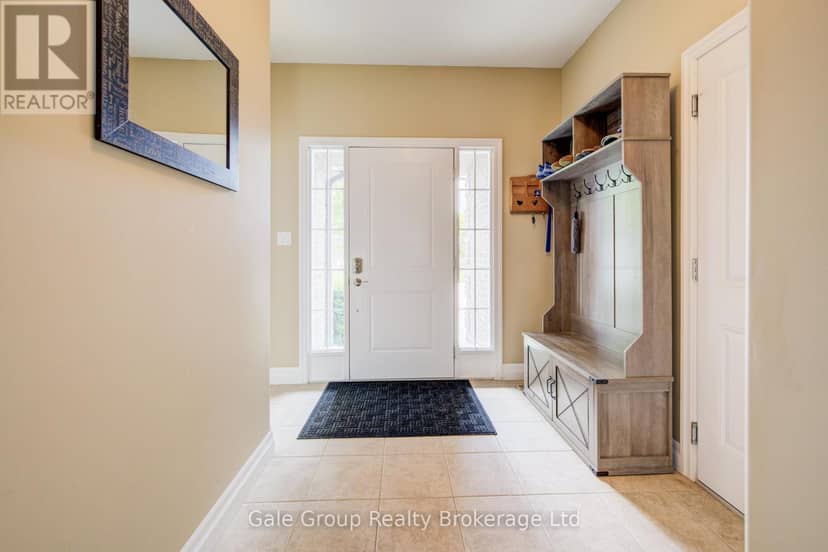 47 Graydon Drive — photo 5 of 38