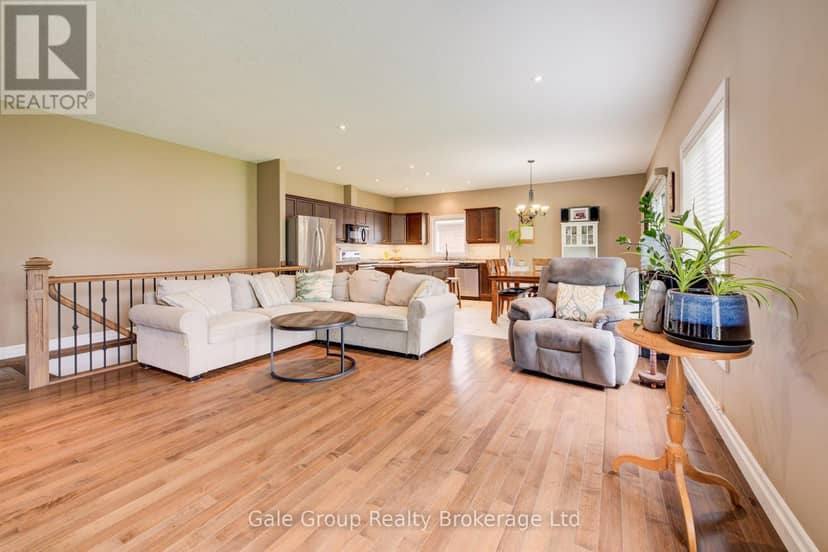 47 Graydon Drive — photo 8 of 38