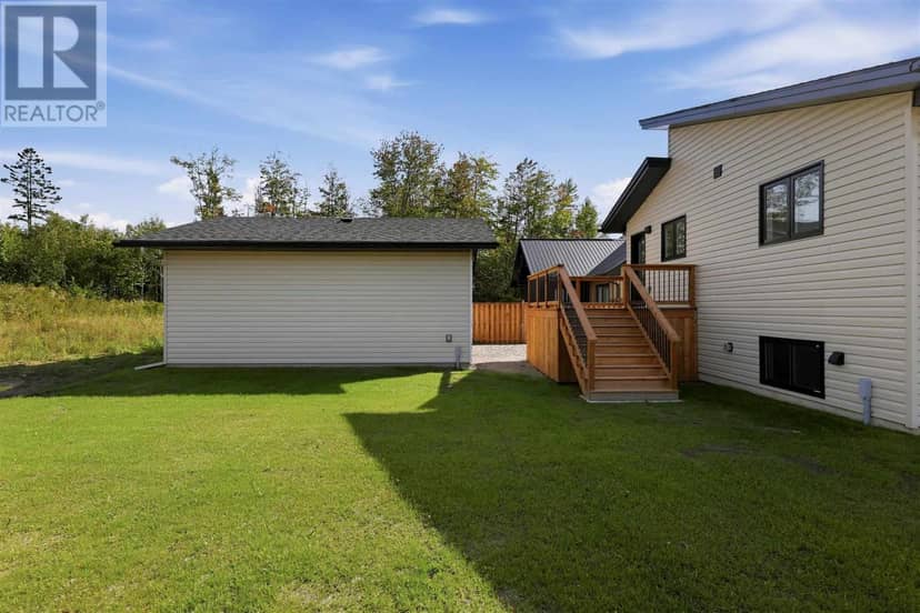 215 Greenfield DR — photo 36 of 40