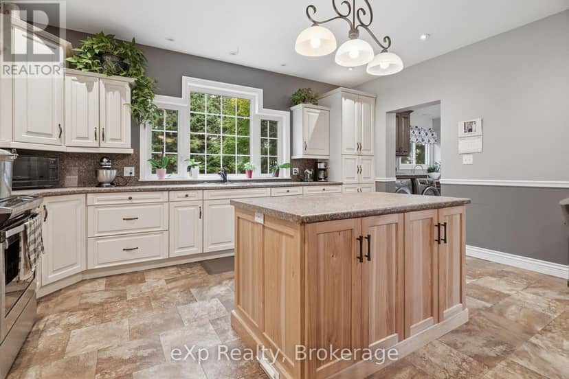 42123 Amberley Road — photo 17 of 40