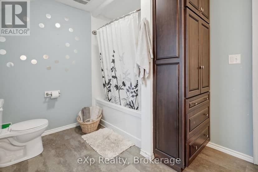 42123 Amberley Road — photo 36 of 40