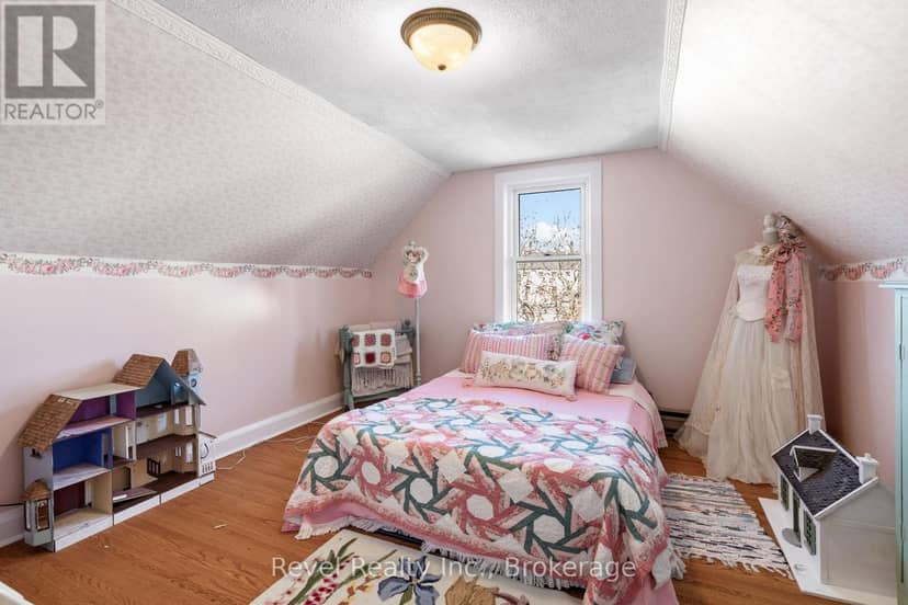 27 Francis Street — photo 31 of 40