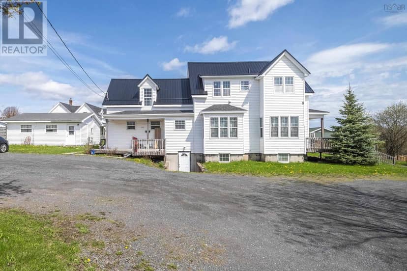 102 North Foord Street — photo 3 of 38