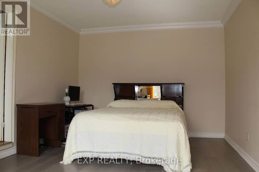 48 Howell Street — photo 16 of 40