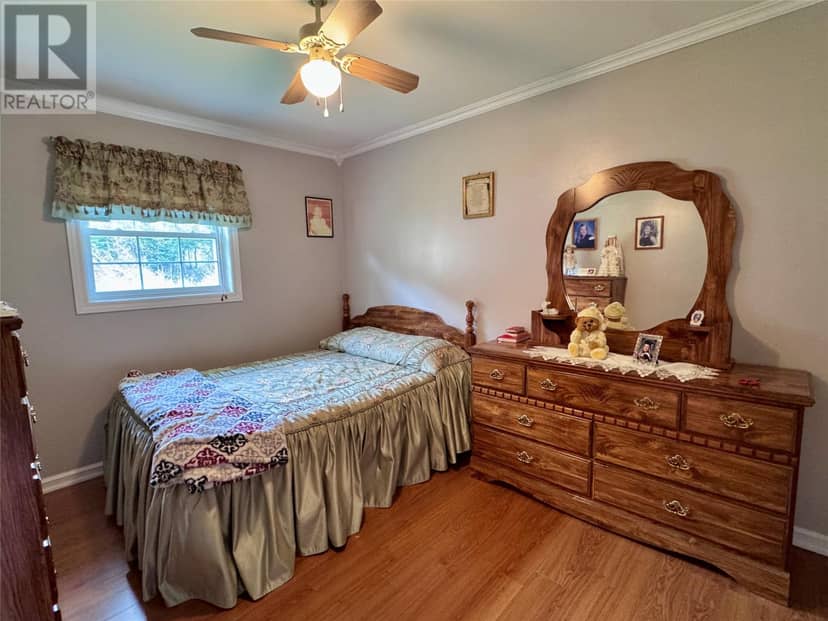 16 Elms Place — photo 11 of 24