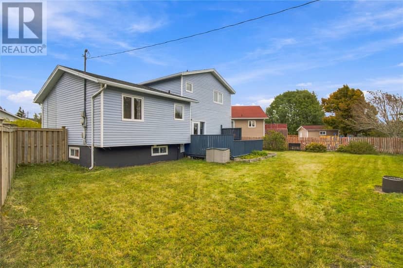 39 Yetman Drive — photo 37 of 40