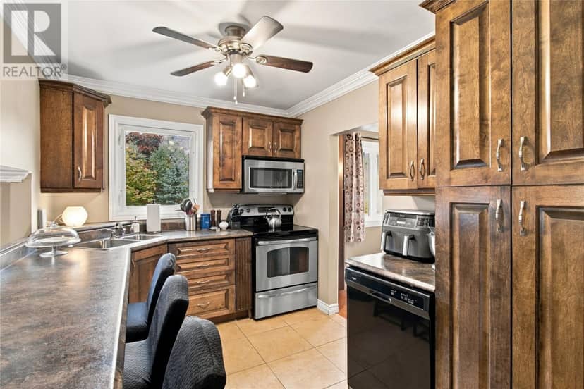 39 Yetman Drive — photo 9 of 40