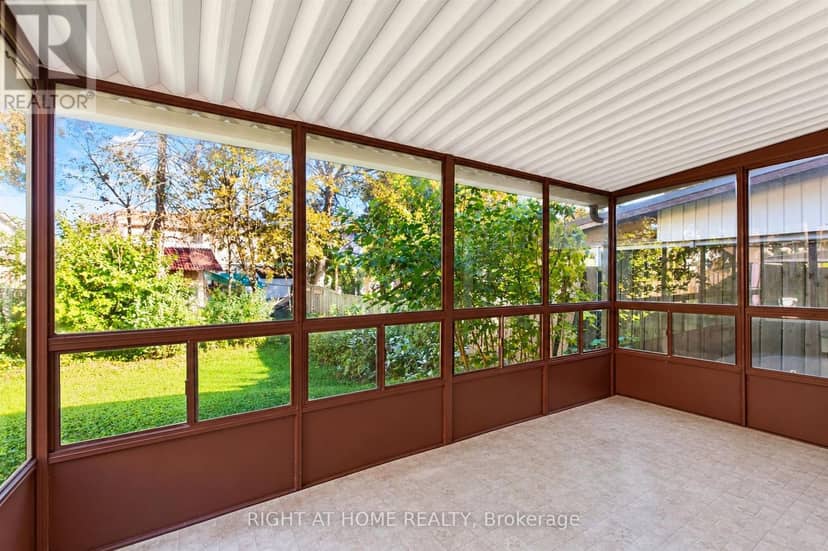 68 Trott Square — photo 10 of 28