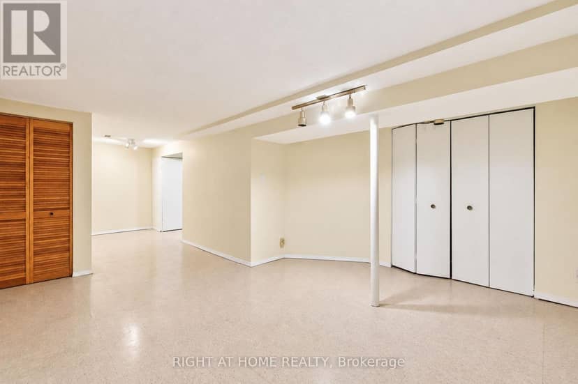 68 Trott Square — photo 16 of 28