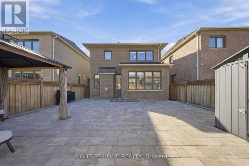 15 Ronald Street — photo 40 of 40