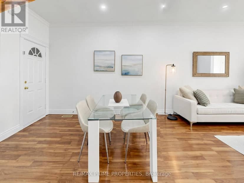 18 Dentonia Park Avenue, Toronto, photo 7