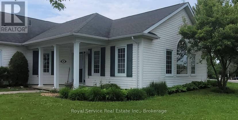 102 - 325 Densmore Road, Cobourg