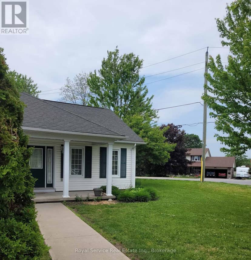 102 - 325 Densmore Road, Cobourg, photo 2