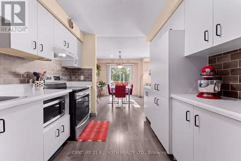 74 Ritva Court E, Richmond Hill, photo 8