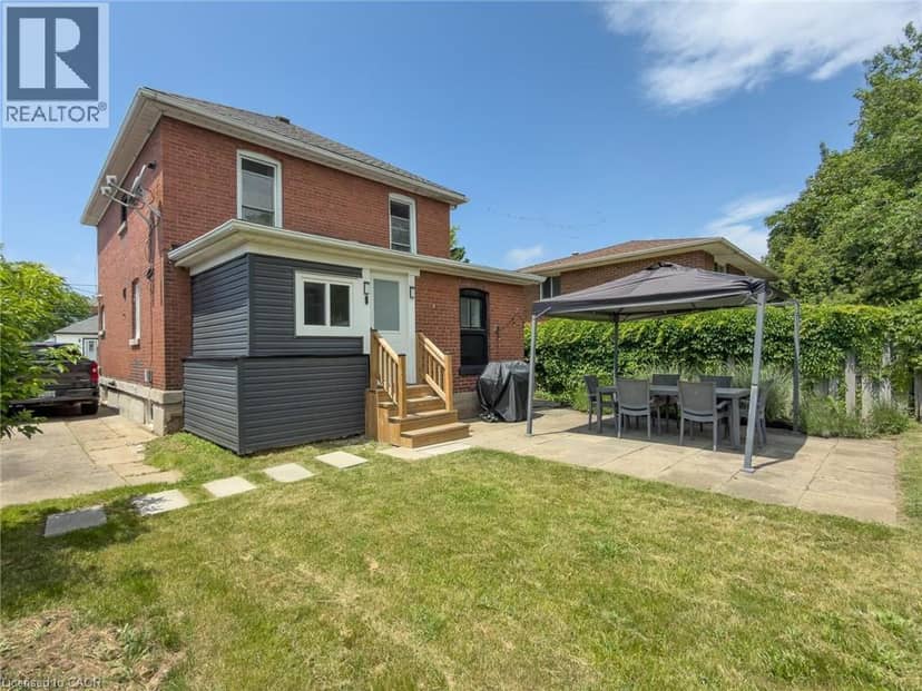 32 LORNE Street — photo 7 of 32