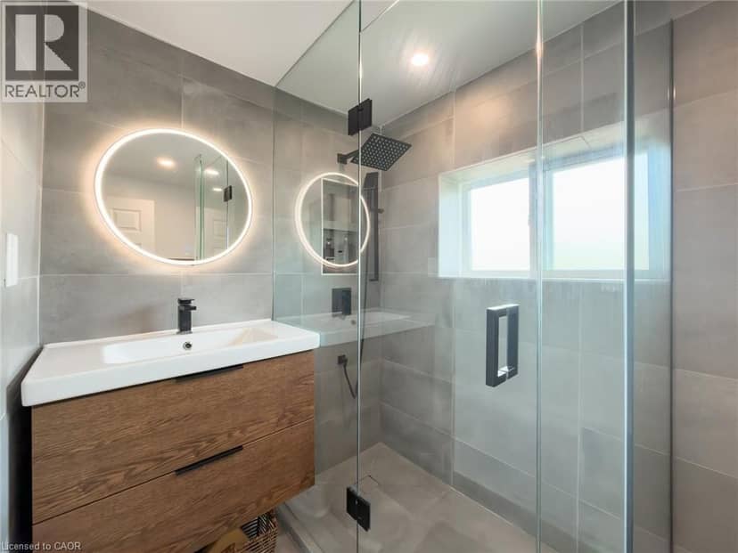 32 LORNE Street — photo 24 of 32