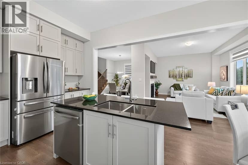 67 STARFIRE Crescent — photo 16 of 40