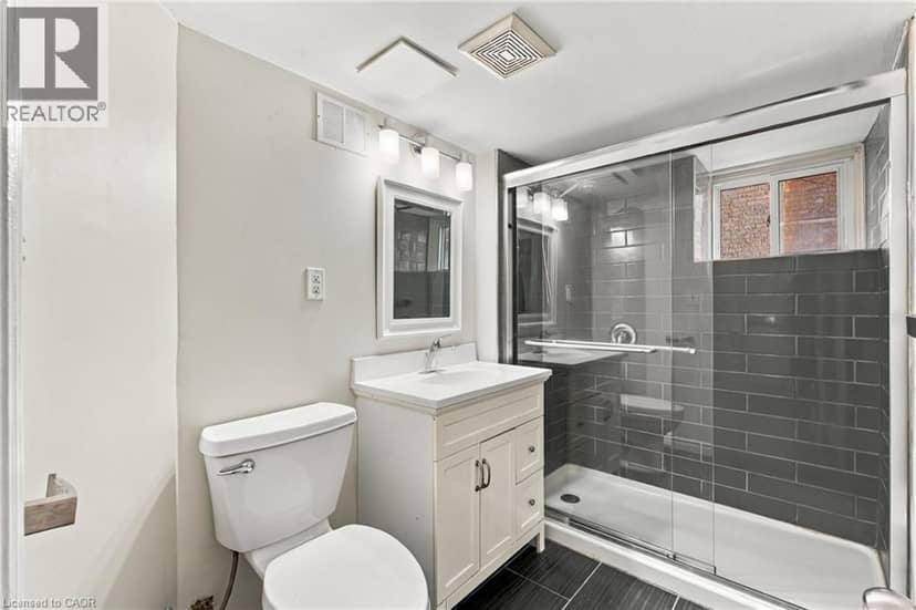 100 BALSAM Avenue S — photo 11 of 40