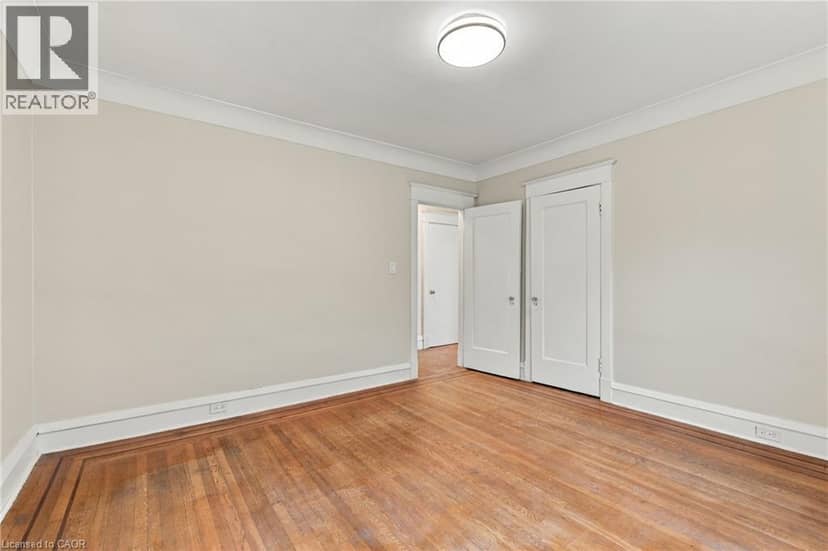 100 BALSAM Avenue S — photo 33 of 40