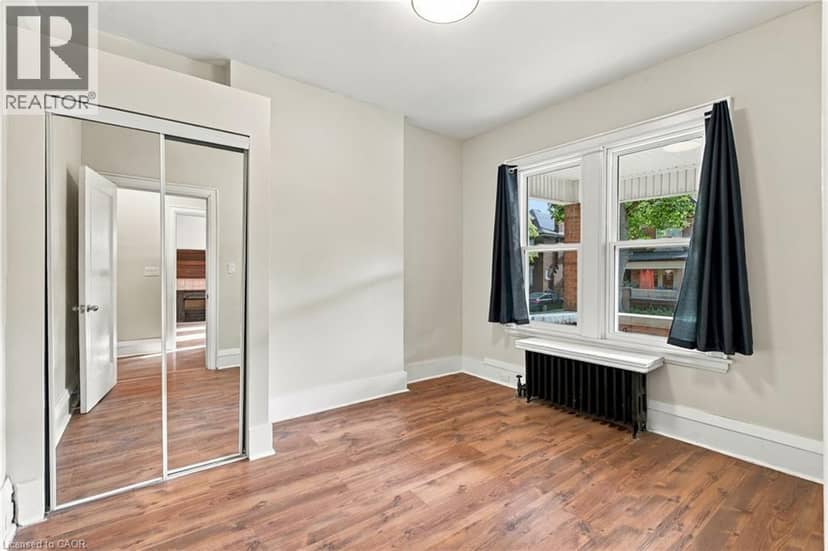 100 BALSAM Avenue S — photo 15 of 40