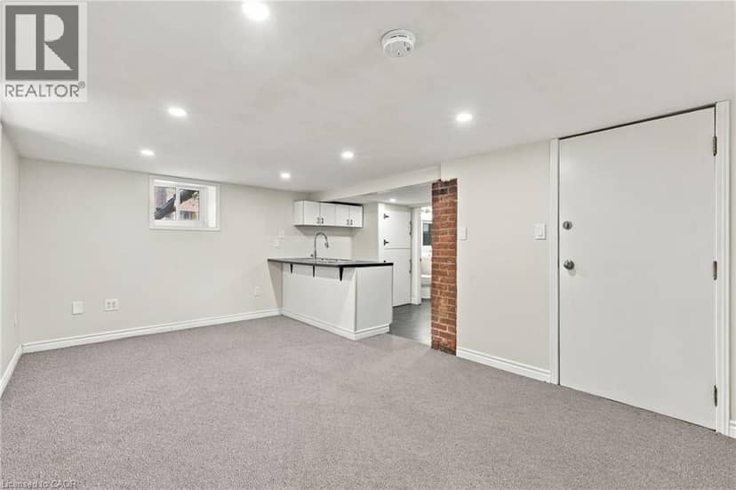 100 BALSAM Avenue S, Hamilton, photo 6