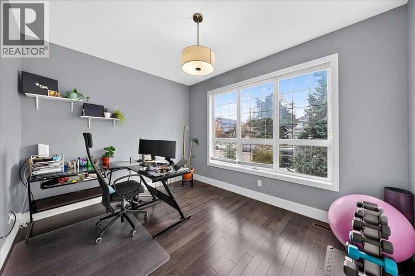 416 37 Avenue NW, Calgary, photo 8