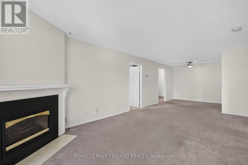 130 - 1096 Jalna Boulevard — photo 9 of 22