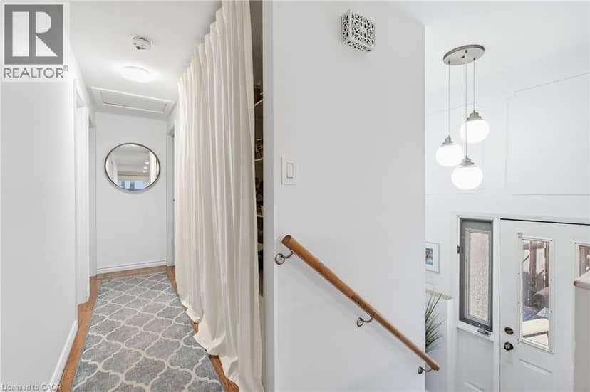 3 GLENGROVE Avenue — photo 14 of 34