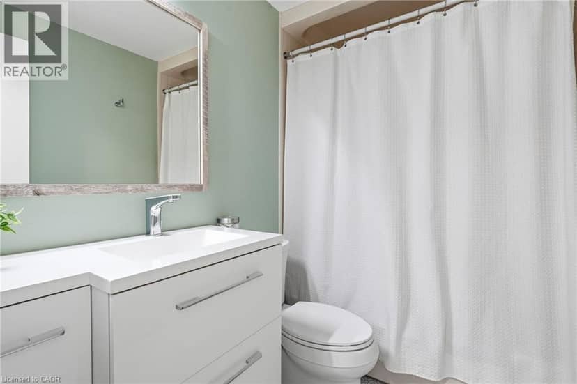 3 GLENGROVE Avenue — photo 17 of 34