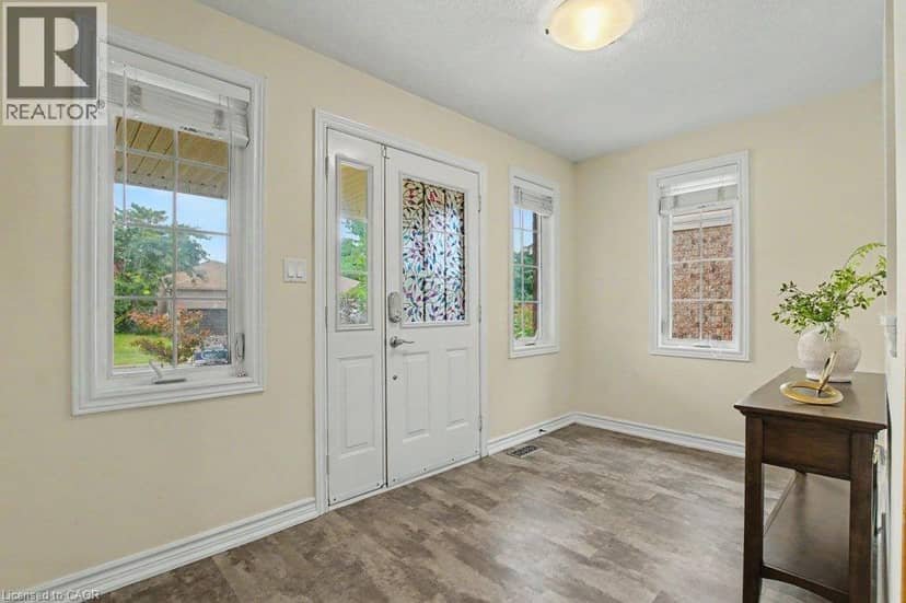 15 SIM Court, Cambridge, photo 5