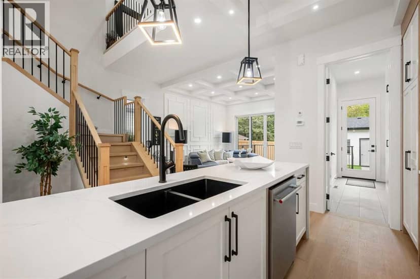 420 32 Avenue NW — photo 16 of 40